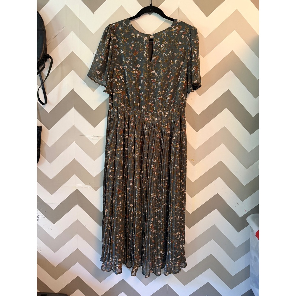 Baltic Born Floral Pleated Flutter Sleeve Midi Dress Large - Picture 2 of 9